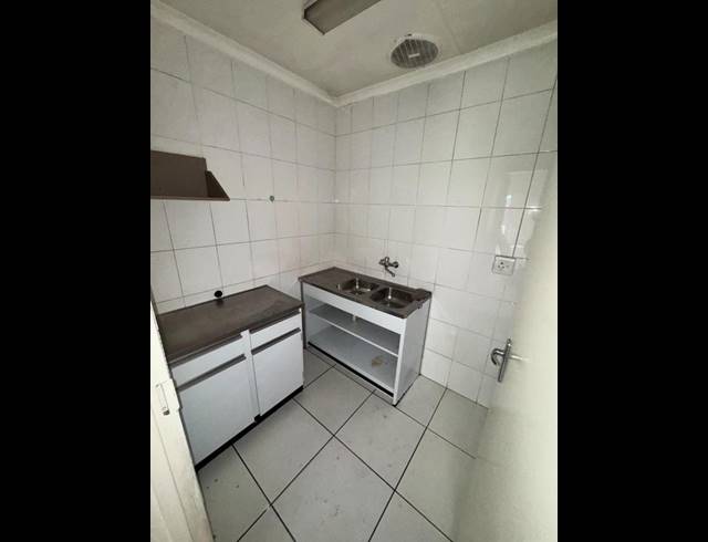 BUSINESS PROPERTY TO RENT IN GEZINA